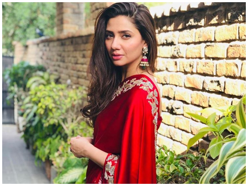Mahira Khan shares glimpse of special performance in Parey Hut Love
