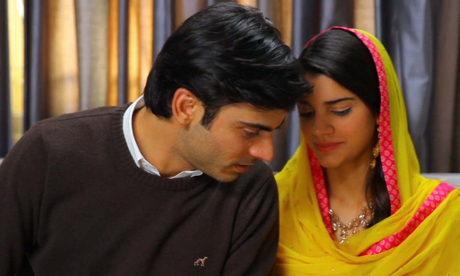 Haute Gold: Zindagi Gulzar Hai forever!