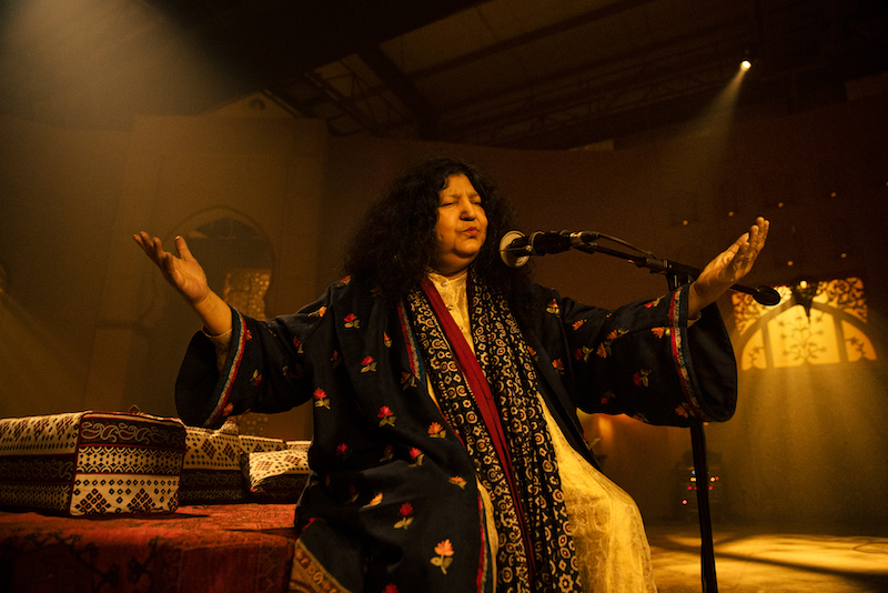 Naaseebo Laal Is Xxx - Coke Studio 14 takes off with the forceful 'Tu Jhoom' featuring Abida  Parveen & Naseebo Lal